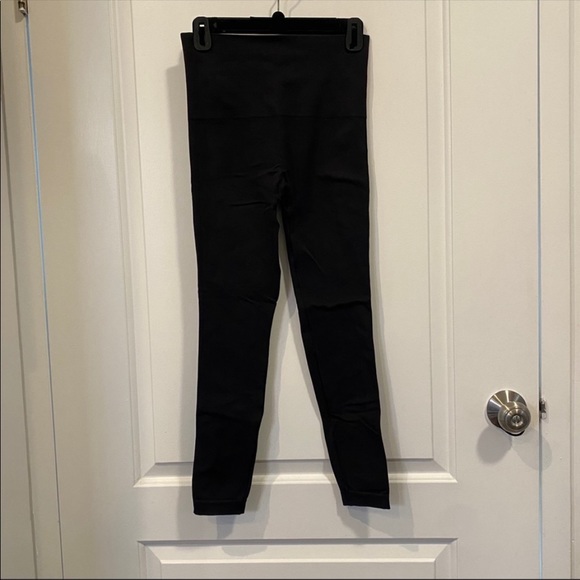 Spanx Seamless Leggings - Picture 6 of 6